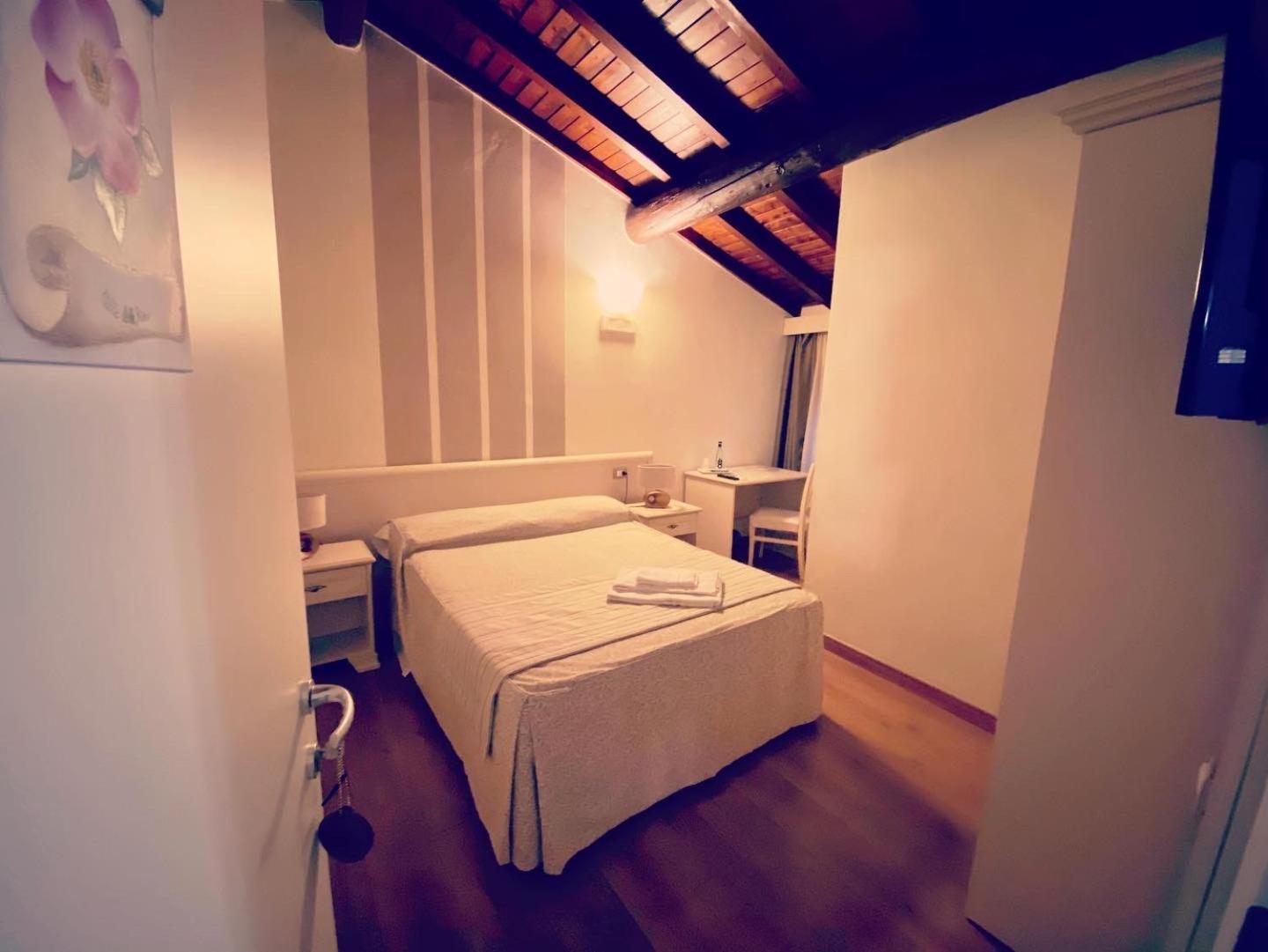 B&B Corte delle Rose Castiglione Delle Stiviere Extérieur photo
